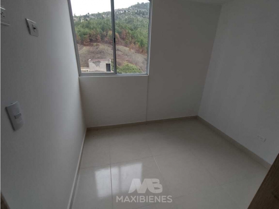 APARTAMENTO PARA ARRIENDO UBICADO EN BELLO — foto 3