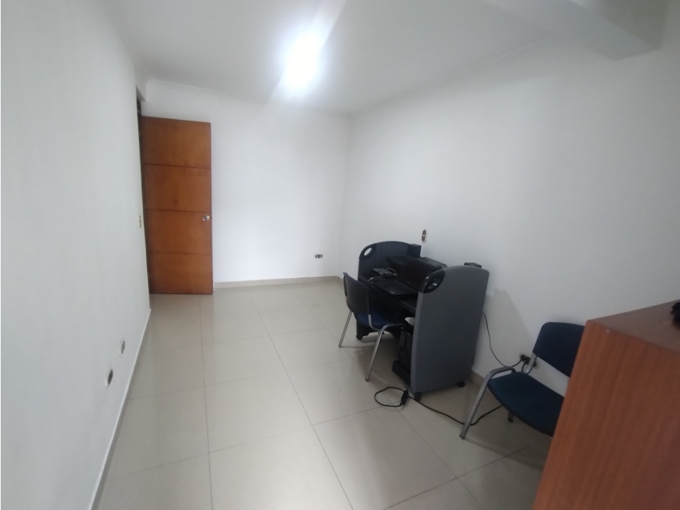 APARTAMENTO EN VENTA SECTOR LAURELES — foto 3