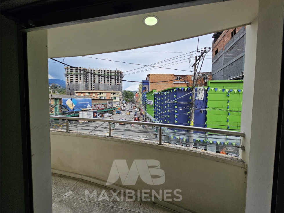 BODEGA PARA ARRIENDO UBICADO EN COPACABANA - 4