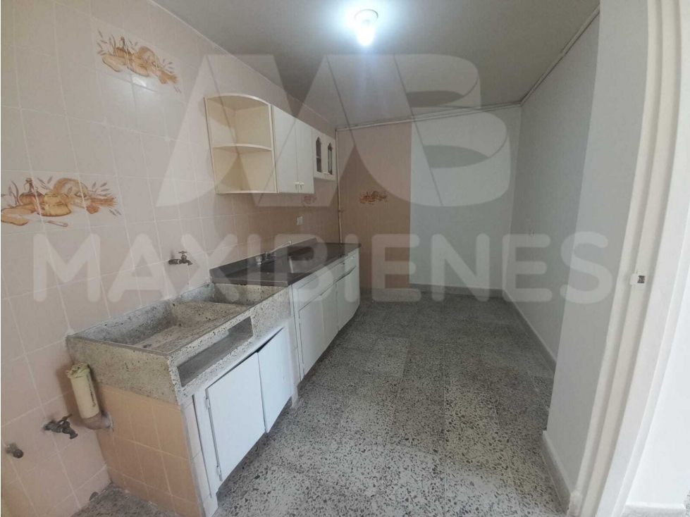 APARTAMENTO EN ARRIENDO EN EL SECTOR DE SAN JAVIER — foto 3