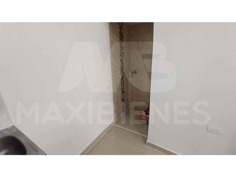APARTAESTUDIO EN ARRIENDO EN EL SECTOR DE LA FLORESTA — foto 3