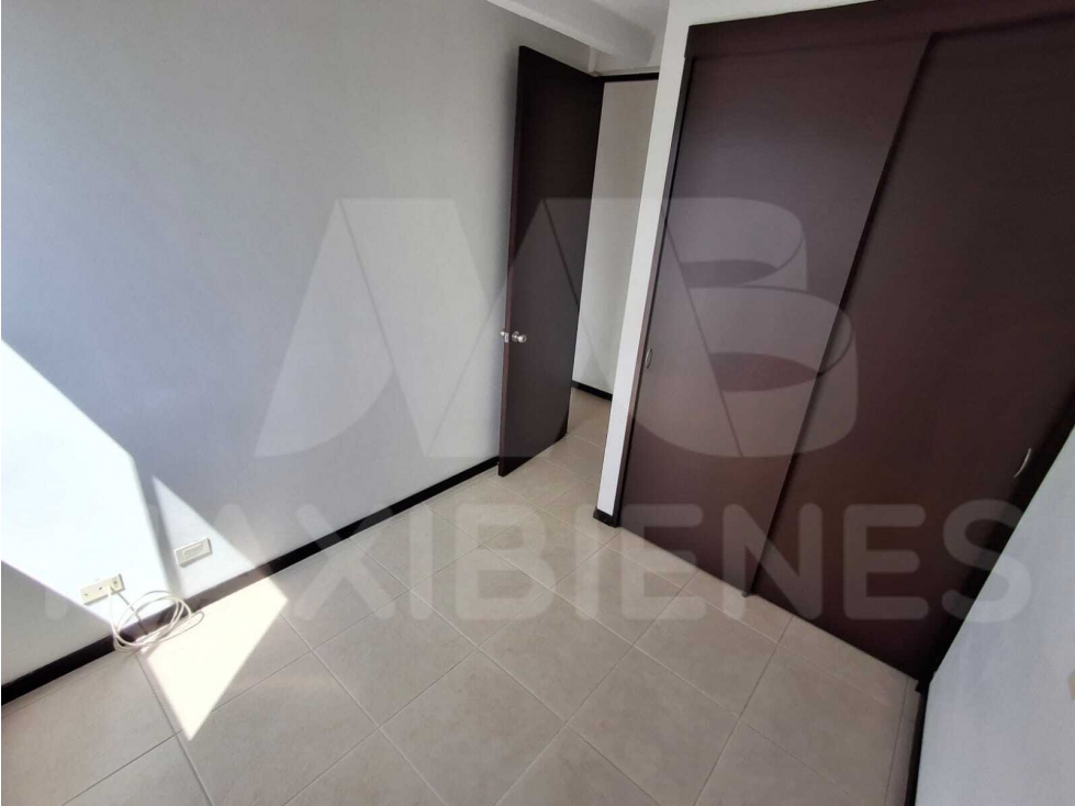 APARTAMENTO EN ARRIENDO EN EL SECTOR DE CALASANZ — foto 3