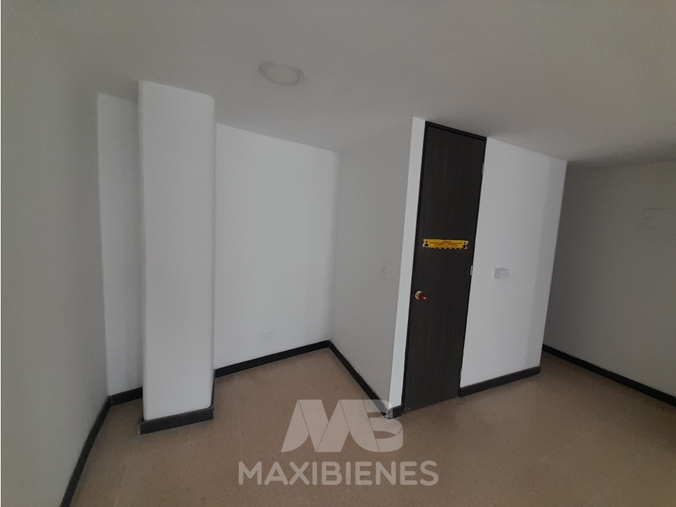 LOCAL PARA ARRIENDO UBICADO EN BELLO - 2