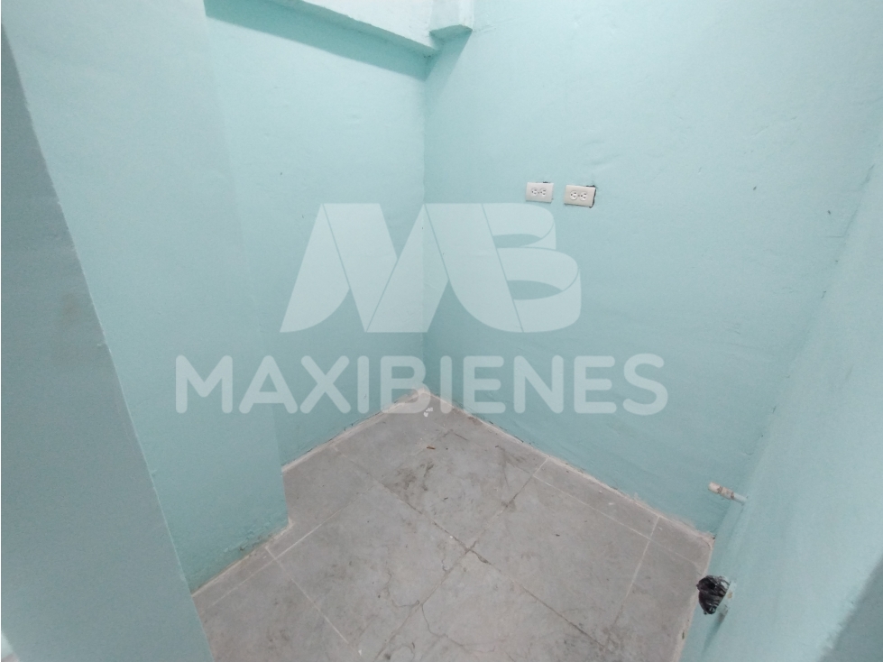 LOCAL EN ARRIENDO SECTOR LAURELES — foto 3