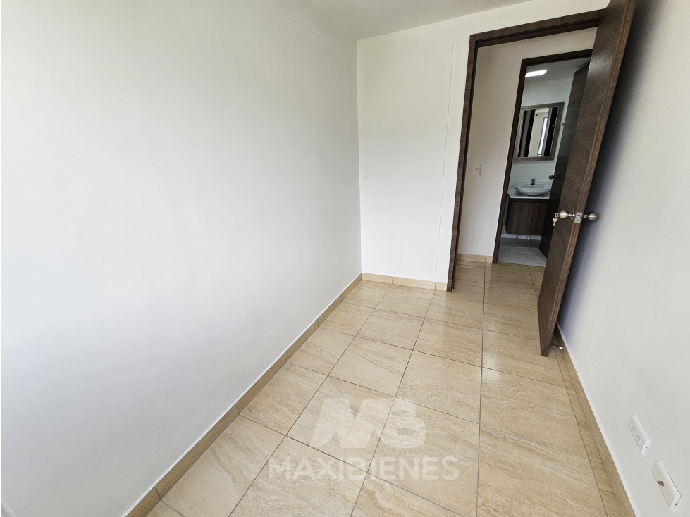 APARTAMENTO PARA ARRIENDO UBICADO EN GIRARDOTA — foto 3