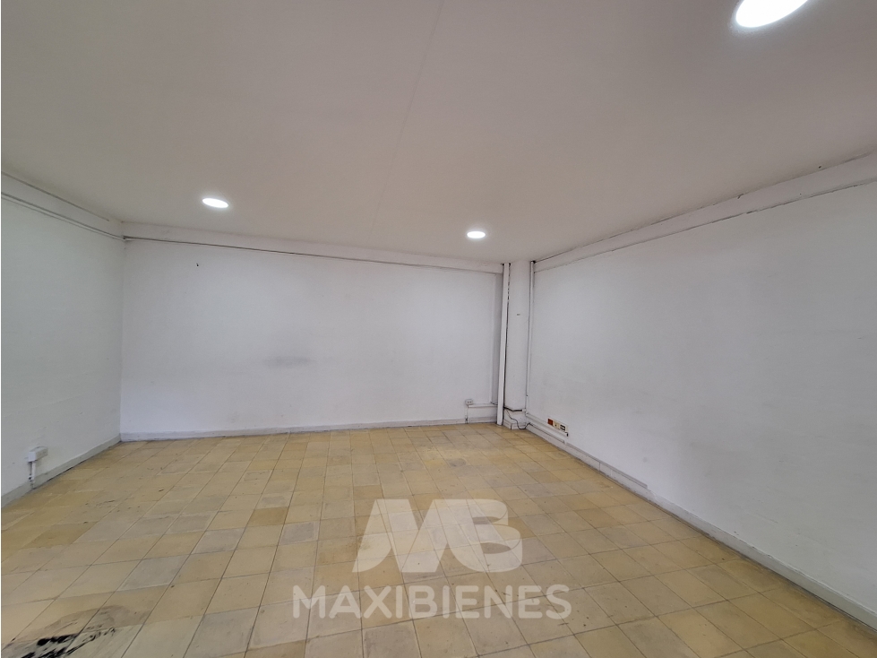 LOCAL PARA ARRIENDO UBICADO EN BARBOSA - 4