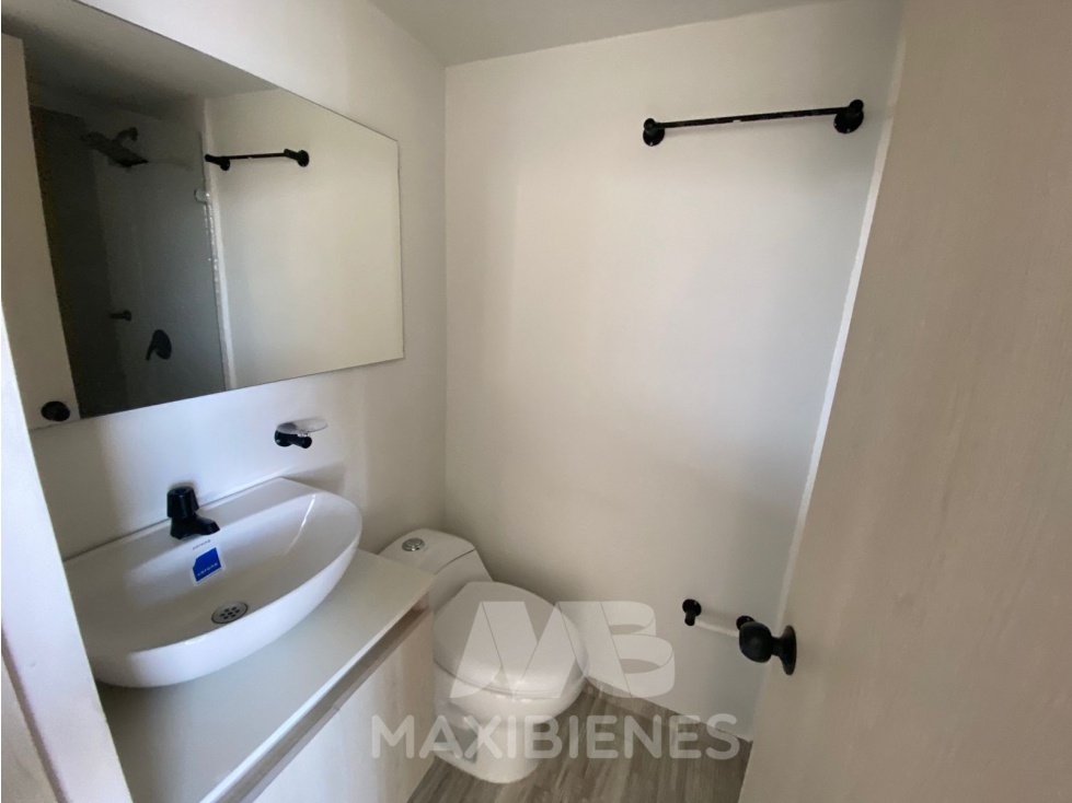 APARTAMENTO PARA ARRIENDO UBICADO EN BELLO — foto 3
