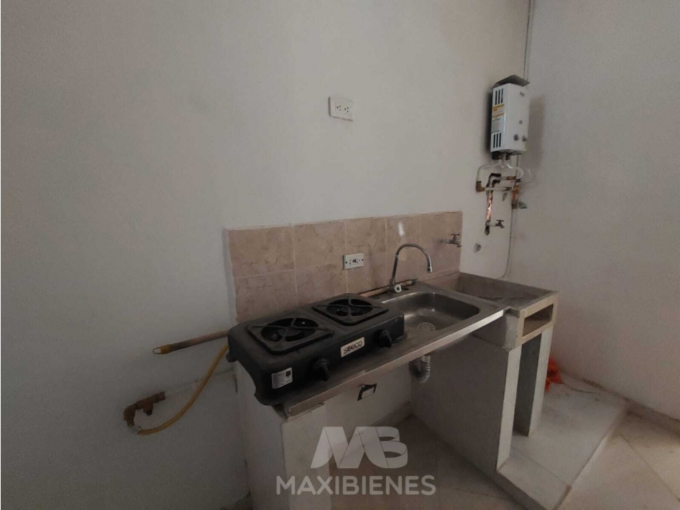 APARTA ESTUDIO PARA ARRIENDO UBICADO EN BELLO — foto 2