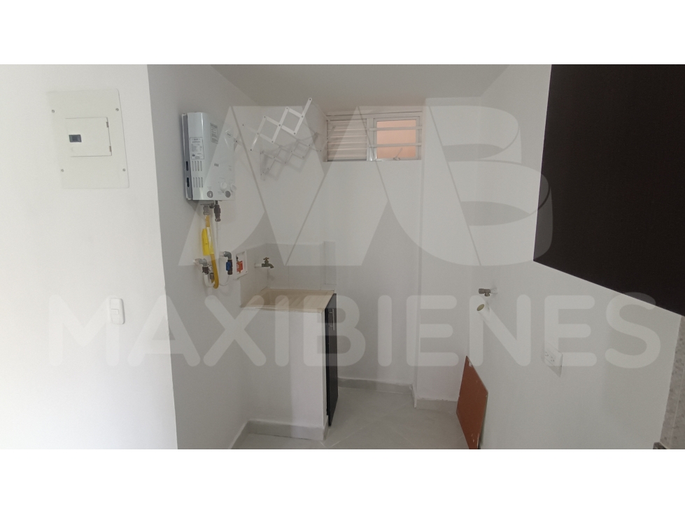 APARTAESTUDIO EN ARRIENDO EN EL SECTOR DE CALASANZ — foto 3