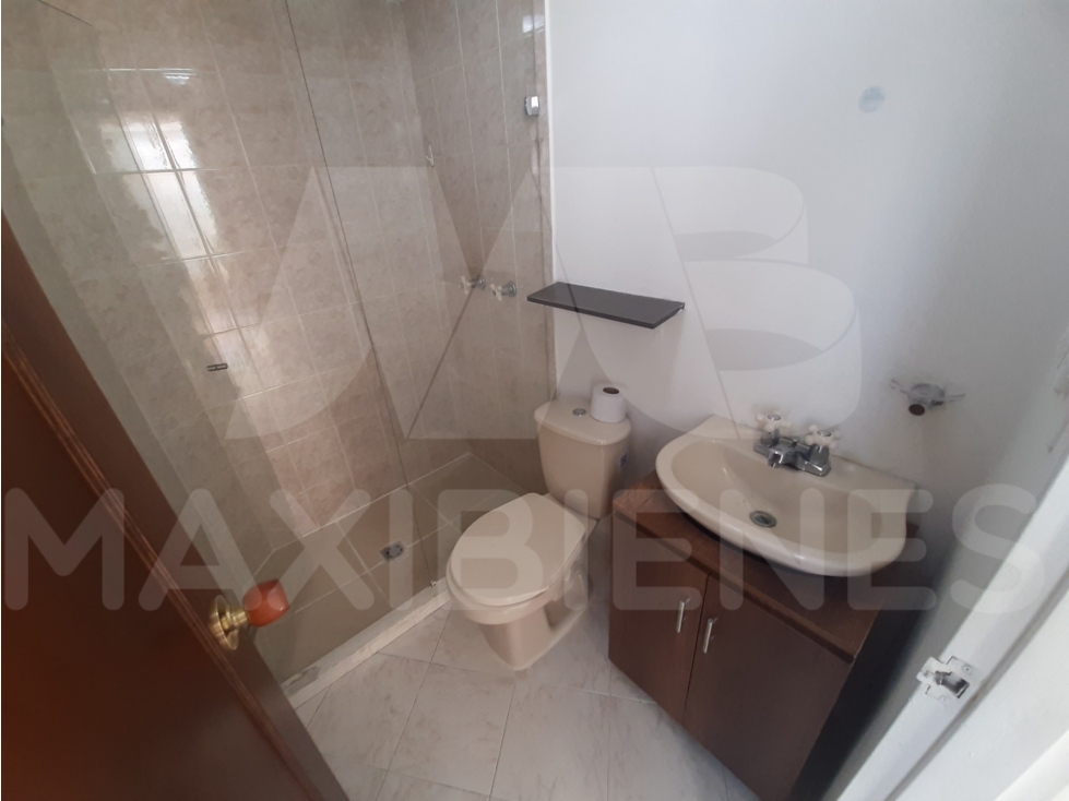APARTAMENTO EN ARRIENDO EN EL SECTOR DE ESTADIO — foto 3