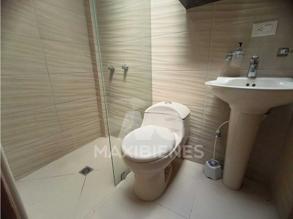 APARTAMENTO EN ARRIENDO SECTOR LAURELES — foto 3