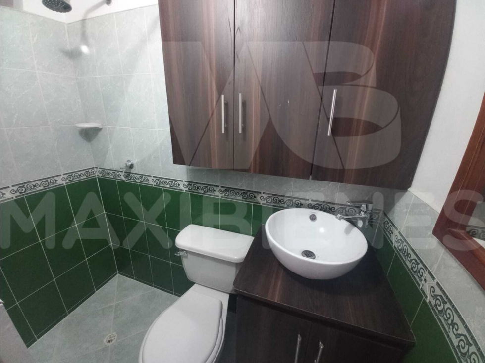 APARTAESTUDIO EN ARRIENDO EN EL SECTOR DE SANTA LUCIA — foto 3