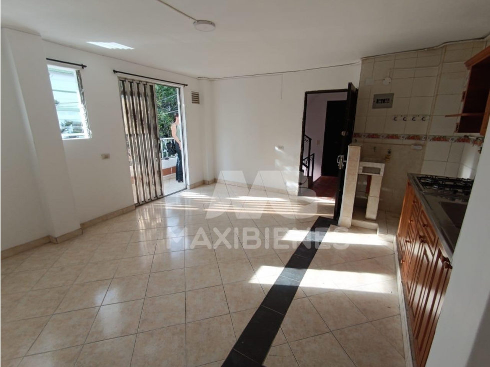 APARTAMENTO EN ARRIENDO SECTOR LA CASTELLANA, MEDELLIN — foto 3