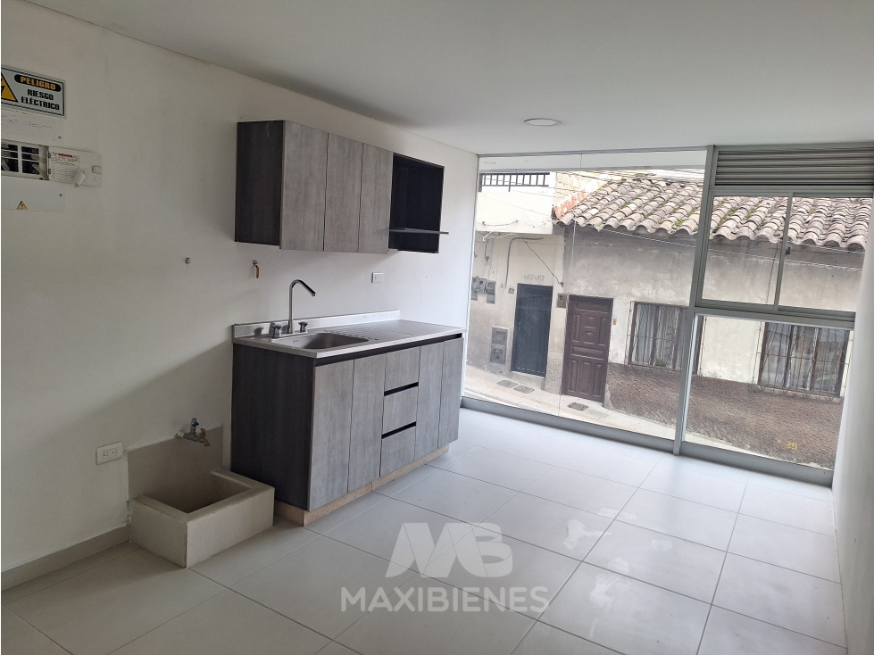 LOCAL PARA ARRIENDO UBICADO EN GIRARDOTA - 3