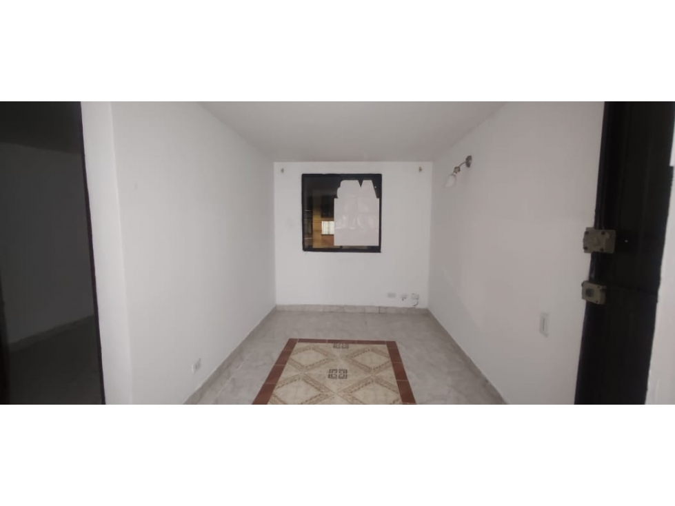 APARTAMENTO EN VENTA SECTOR SAN ANTONIO DE PRADO — foto 3