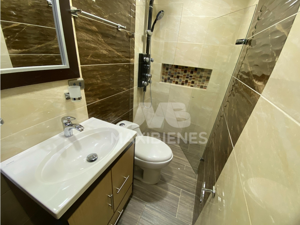 APARTAESTUDIO EN ARRIENDO SECTOR LAURELES — foto 3
