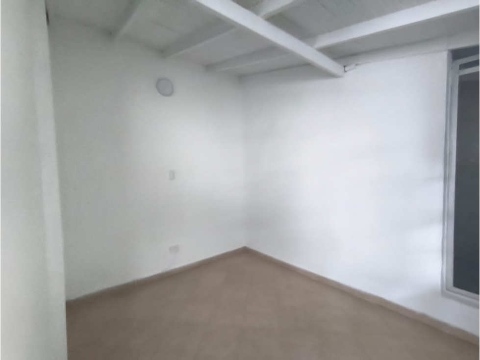 APARTAMENTO EN VENTA SECTOR VELODROMO — foto 3