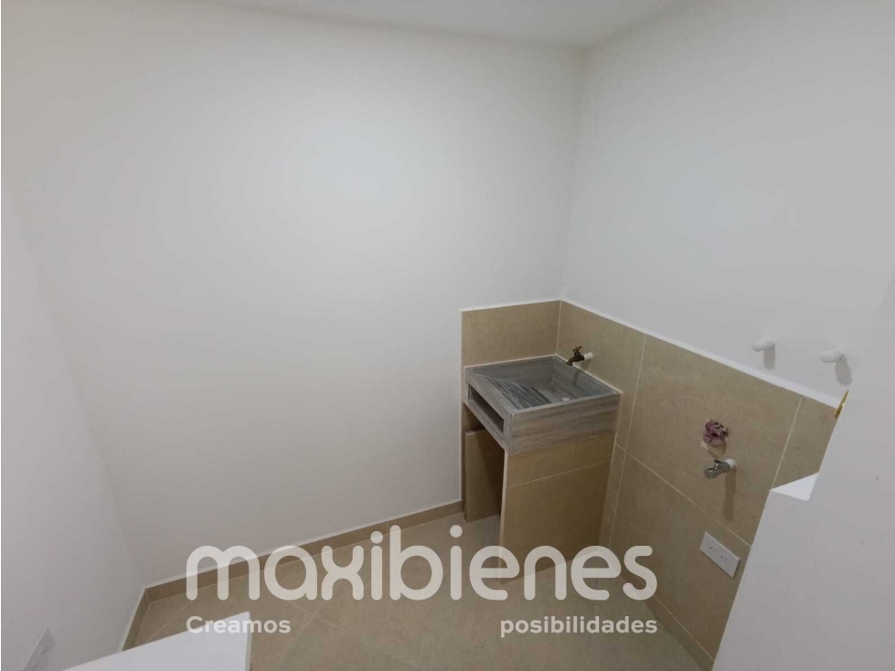 SE ARRIENDA APARTAMENTO EN SERRAMONTE BELLO. — foto 4