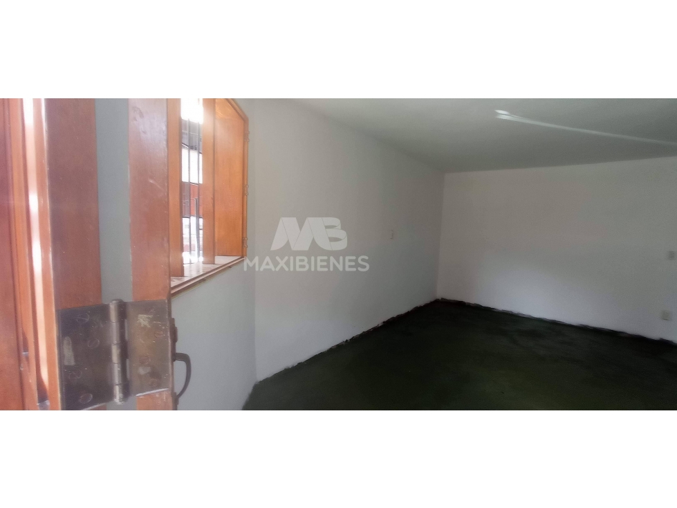 LOCAL PARA ARRIENDO UBICADO EN COPACABANA - 4