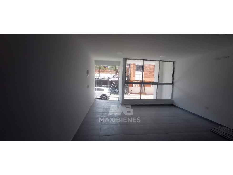 LOCAL PARA ARRIENDO UBICADO EN BELLO - 4