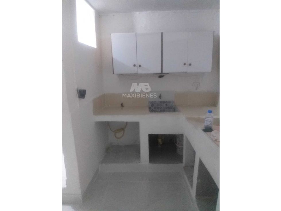 APARTAMENTO EN VENTA SECTOR MANRIQUE — foto 6