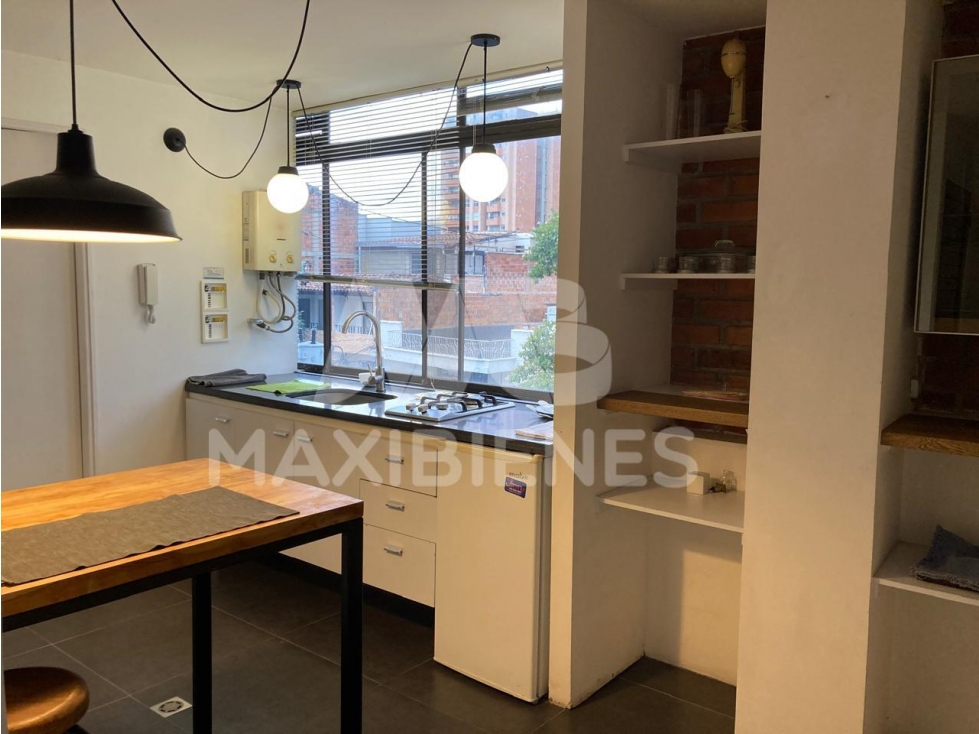 APARTAESTUDIO EN ARRIENDO SECTOR LAURELES, MEDELLIN — foto 4