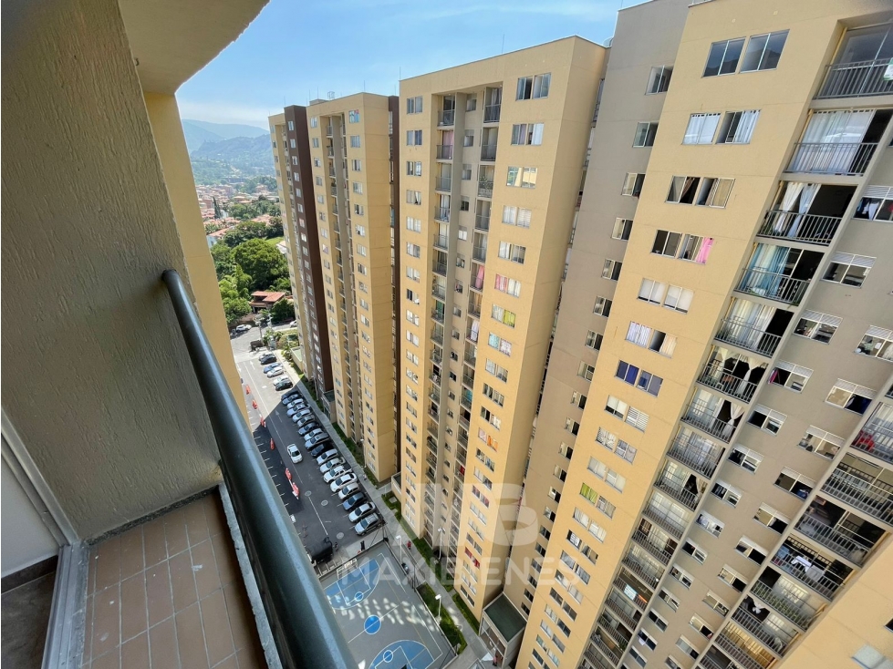 APARTAMENTO PARA ARRIENDO UBICADO EN COPACABANA