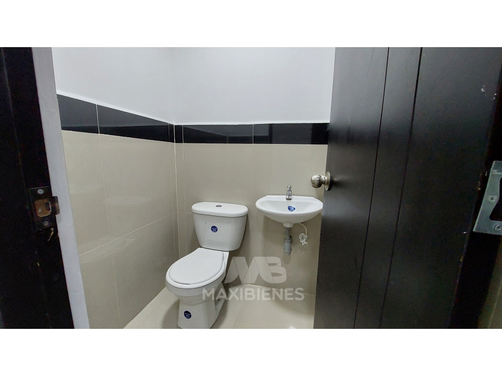OFICINA PARA ARRIENDO UBICADO EN BELLO - 4