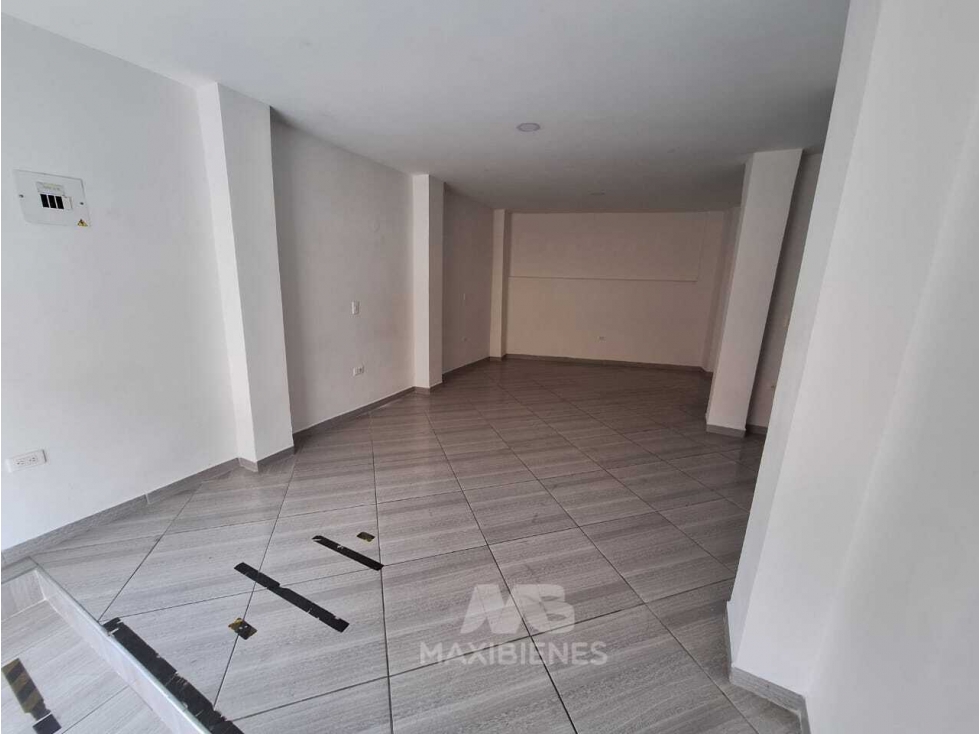 LOCAL PARA ARRIENDO UBICADO EN COPACABANA - 4