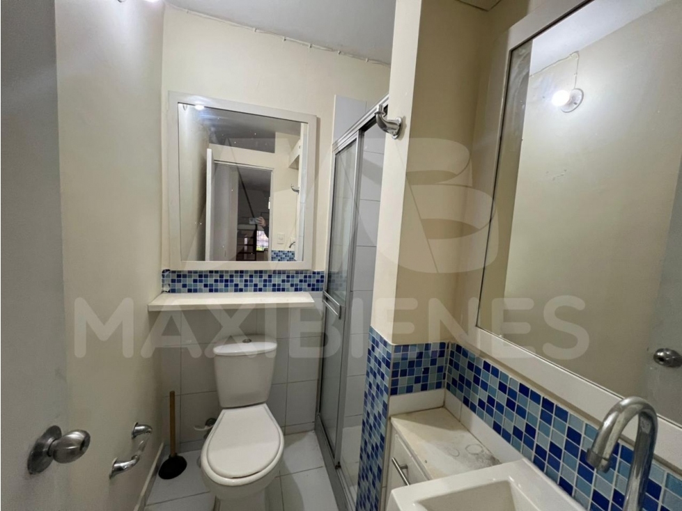 APARTAESTUDIO EN ARRIENDO EN EL SECTOR DE LA FLORESTA — foto 2
