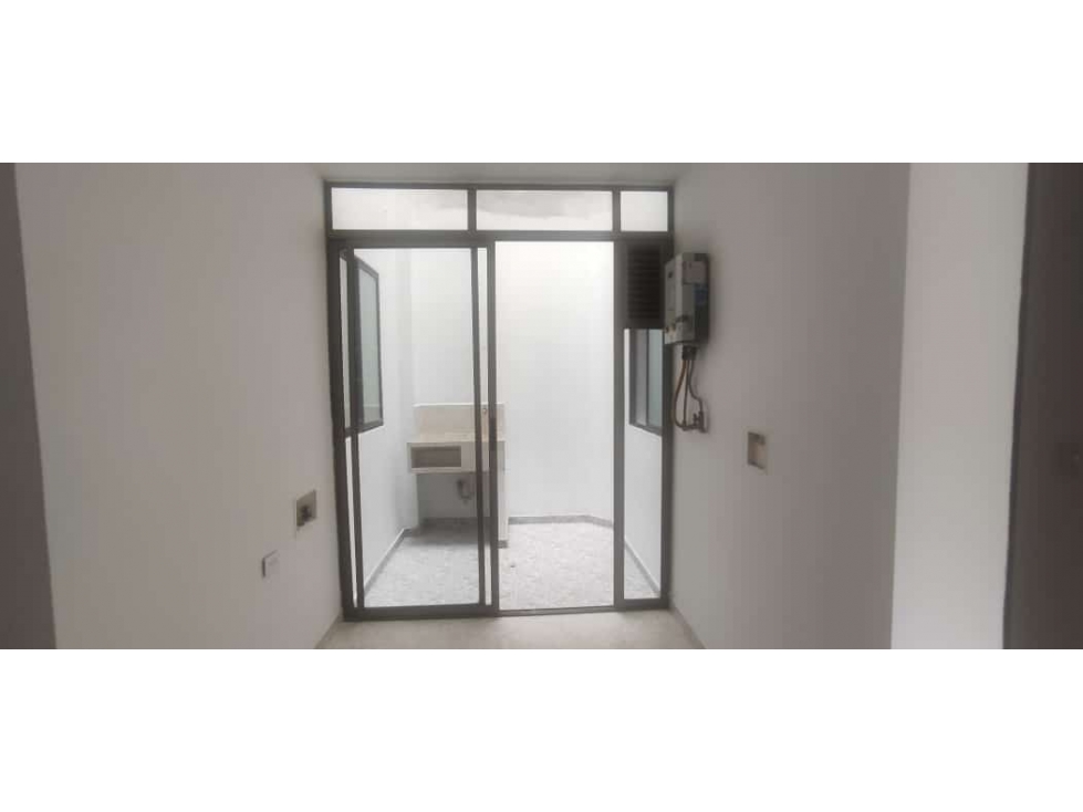 APARTAMENTO EN VENTA SECTOR SANTA LUCIA — foto 4