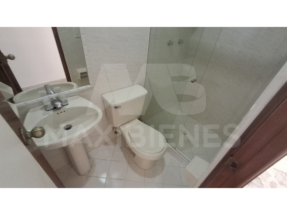 APARTAMENTO EN ARRIENDO EN EL SECTOR DE ESTADIO — foto 5