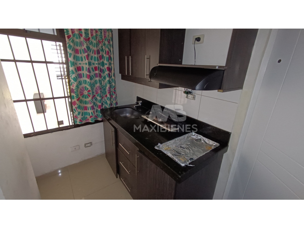 APARTAESTUDIO EN ARRIENDO SECTOR BARRIO CRISTOBAL — foto 4
