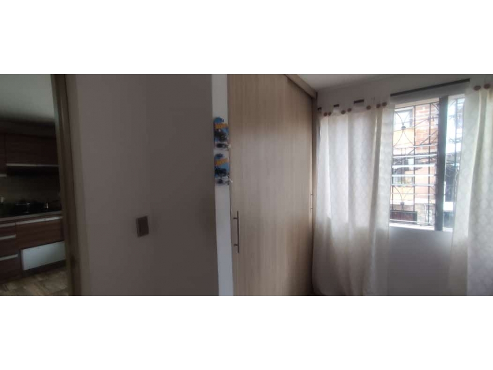 APARTAMENTO EN VENTA SECTOR TRINIDAD — foto 4