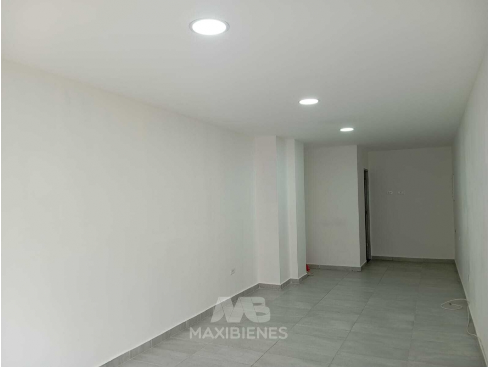 LOCAL PARA ARRIENDO UBICADO EN COPACABANA - 2