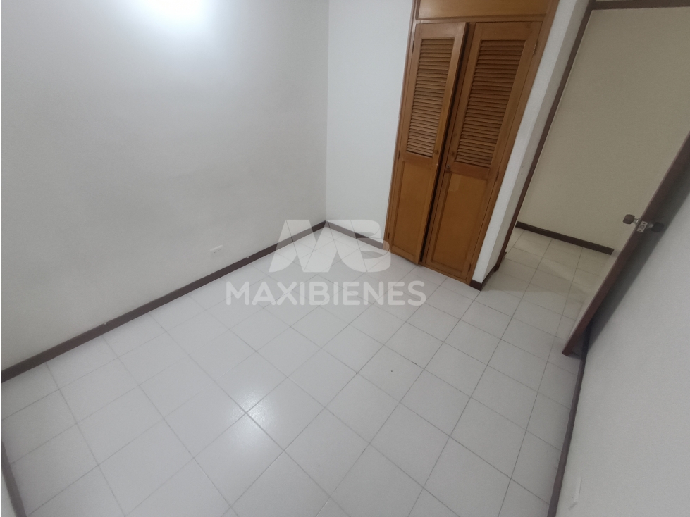 APARTAMENTO EN ARRIENDO SECTOR SANTA MONICA, MEDELLIN — foto 4
