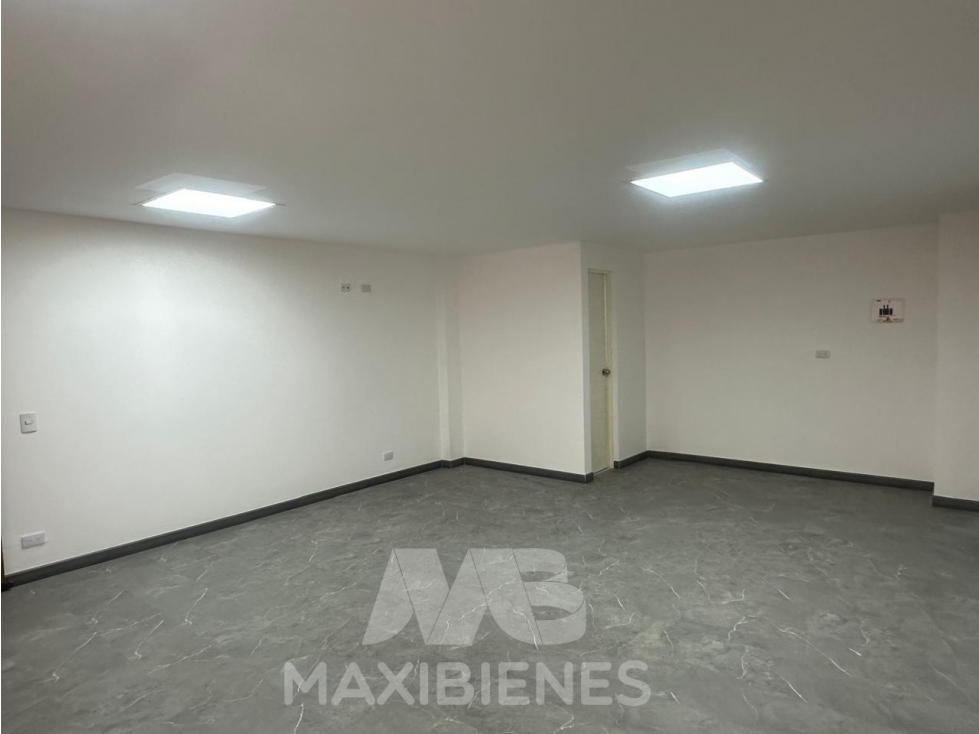 LOCAL PARA ARRIENDO UBICADO EN COPACABANA - 3