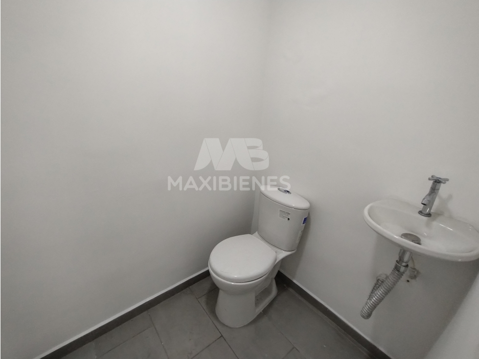 LOCAL EN ARRIENDO SIMON BOLIVAR, MEDELLIN — foto 4