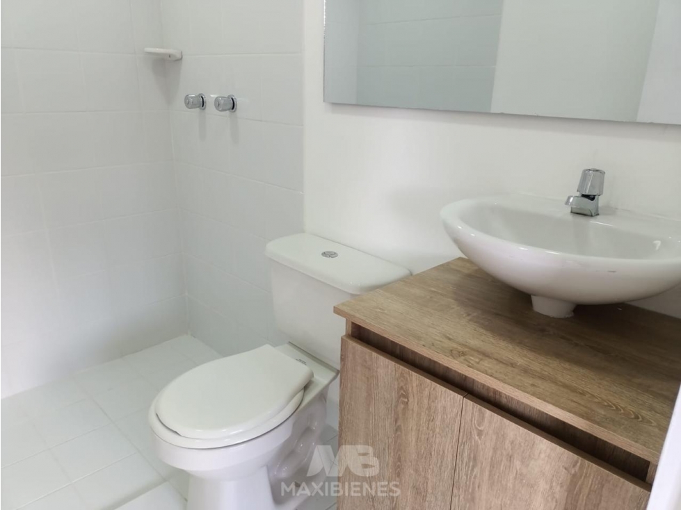 APARTA ESTUDIO PARA ARRIENDO UBICADO EN BELLO — foto 5