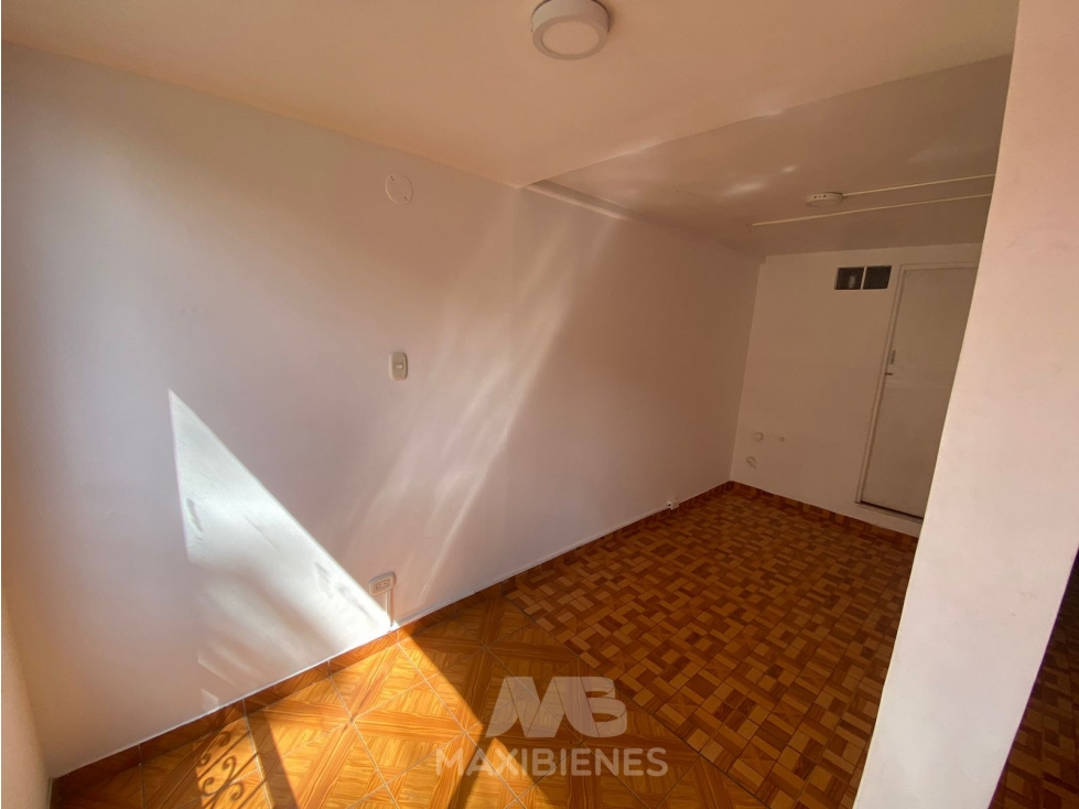 LOCAL PARA ARRIENDO UBICADO EN BELLO — foto 4