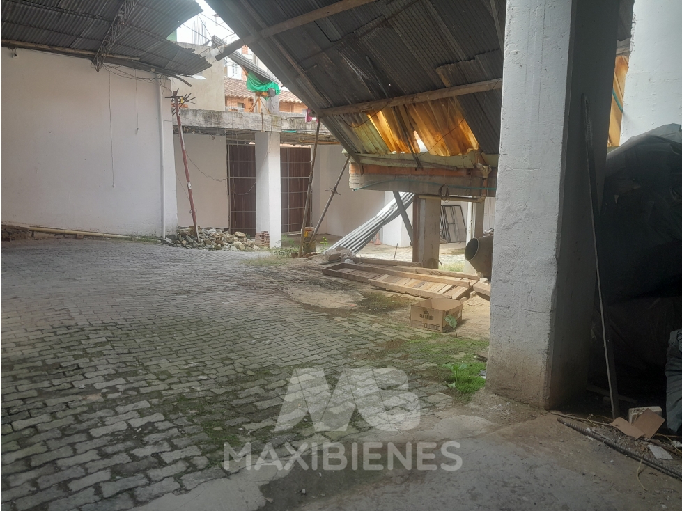 LOCAL PARA ARRIENDO UBICADO EN BARBOSA - 4