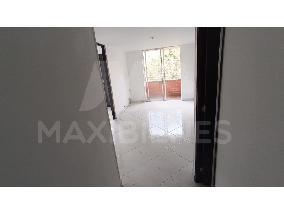 APARTAMENTO EN ARRIENDO EN EL SECTOR DE CALASANZ — foto 4
