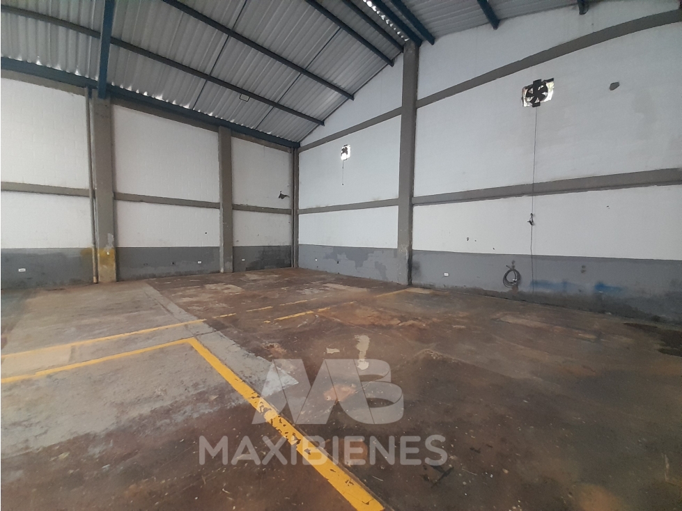 BODEGA PARA ARRIENDO UBICADA EN BARBOSA - 5