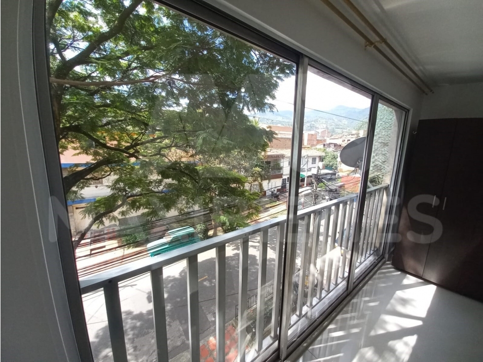 APARTAESTUDIO EN ARRIENDO EN EL SECTOR DE SAN JAVIER — foto 4