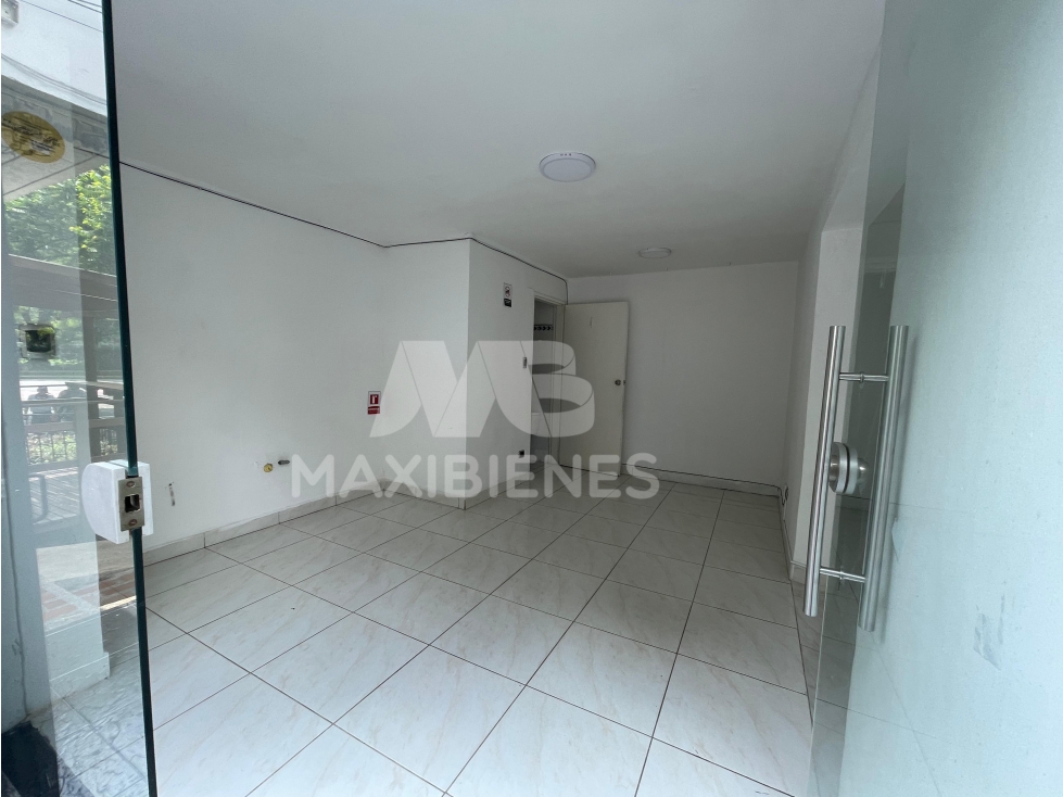 LOCAL EN ARRIENDO LAURELES — foto 3