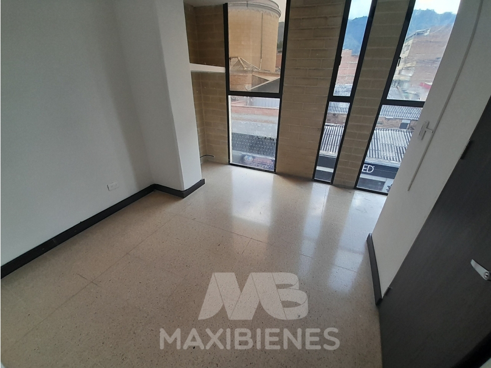 OFICINA PARA ARRIENDO UBICADO EN BELLO - 4