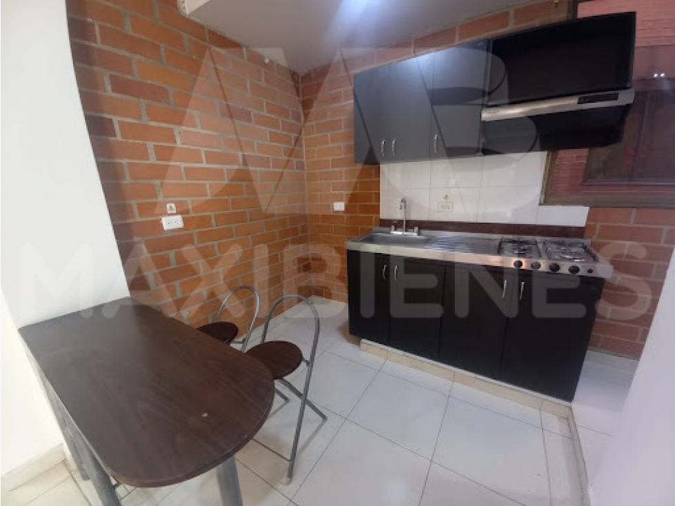 APARTAESTUDIO EN ARRIENDO EN EL SECTOR DE CALASANZ — foto 4