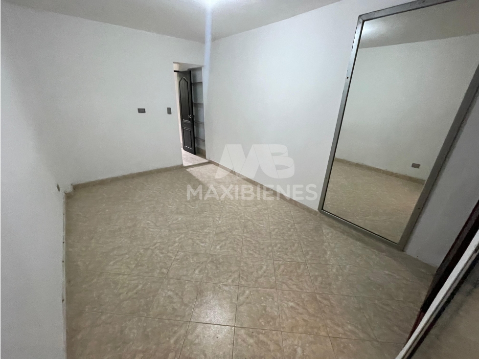 CASA LOCAL EN ARRIENDO SECTOR SAN JOAQUIN — foto 4
