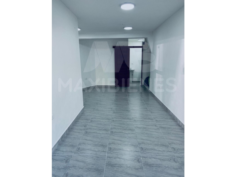 LOCAL EN ARRIENDO EN EL SECTOR DE SURAMERICANA — foto 4