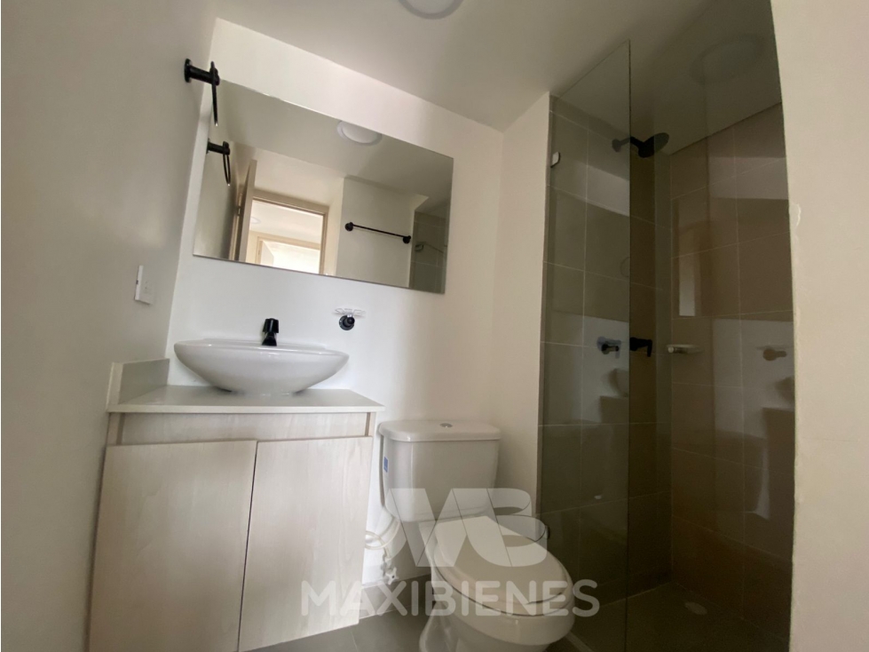 APARTAMENTO PARA ARRIENDO UBICADO EN BELLO — foto 4
